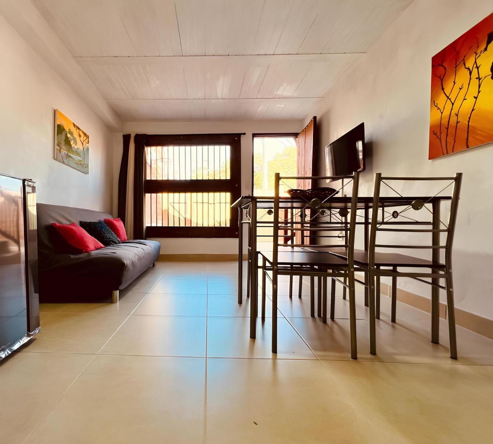 Next To The Airport - Cute Home Rionegro Exterior photo
