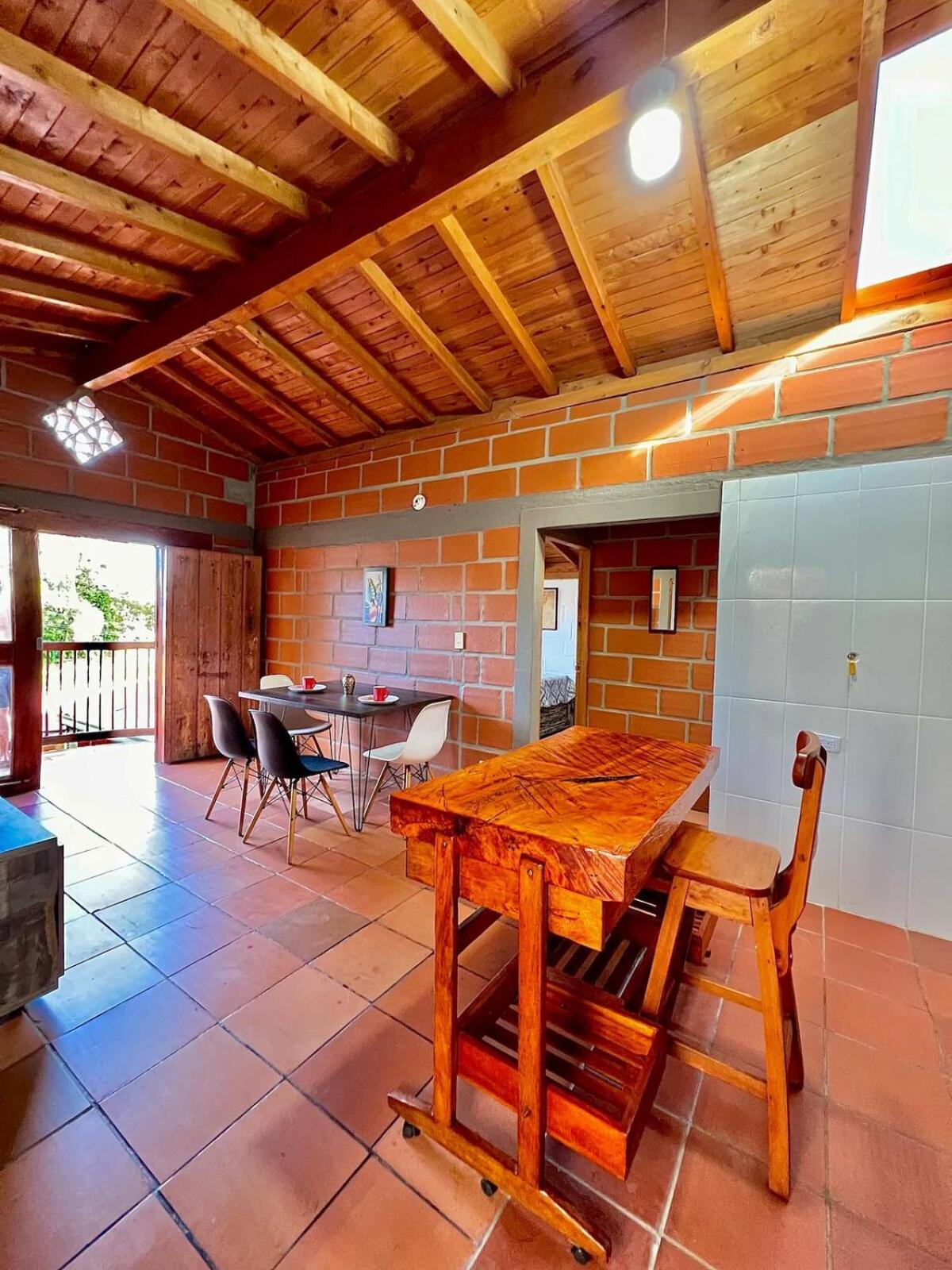 Next To The Airport - Cute Home Rionegro Exterior photo